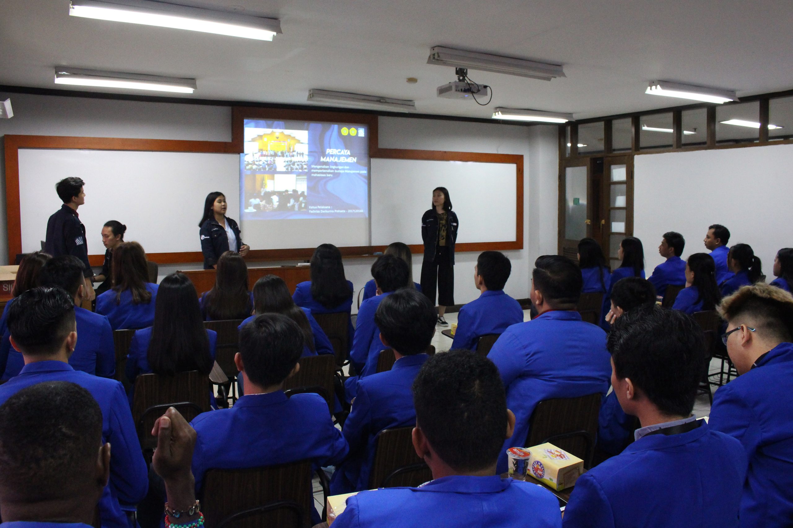 UNPAR Management Program Received Visitors from De La Salle Catholic University Manado